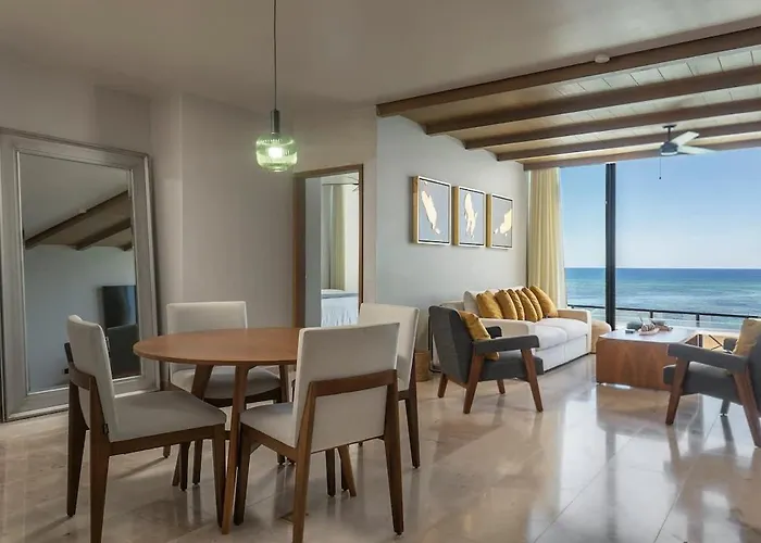 Apartamento Beachfront 2br Condo, Private Pool & Tankah Bay Tulum