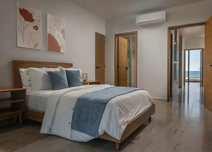 Beachfront 2br Condo, Private Pool & Tankah Bay Tulum