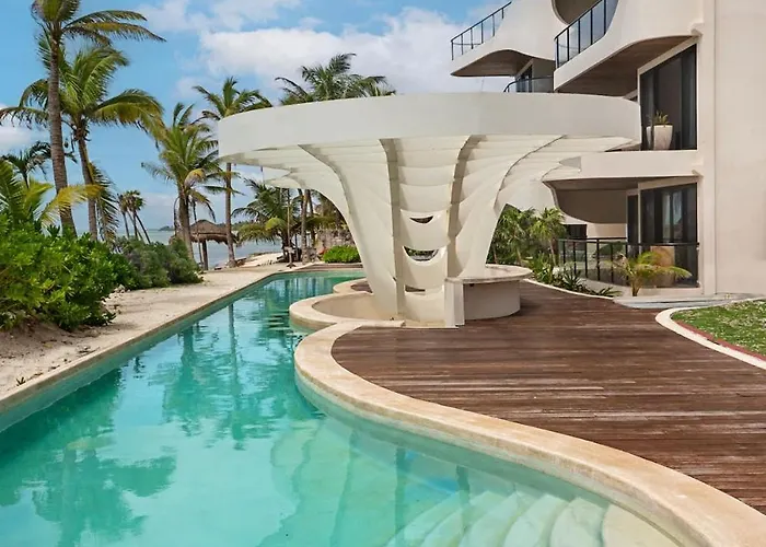 Appartement Beachfront 2br Condo, Private Pool & Tankah Bay